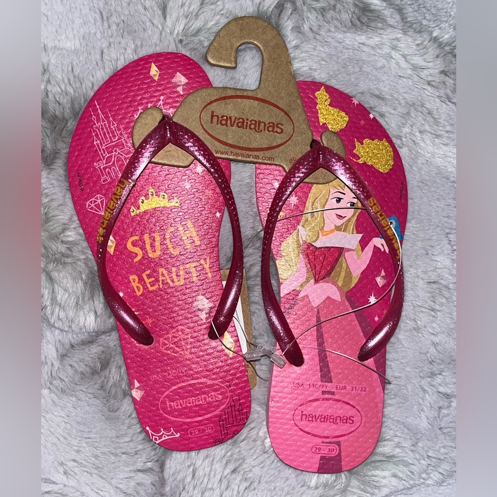 Havaianas X Disney Sleeping Beauty Sz girls 13V/1Y NWT